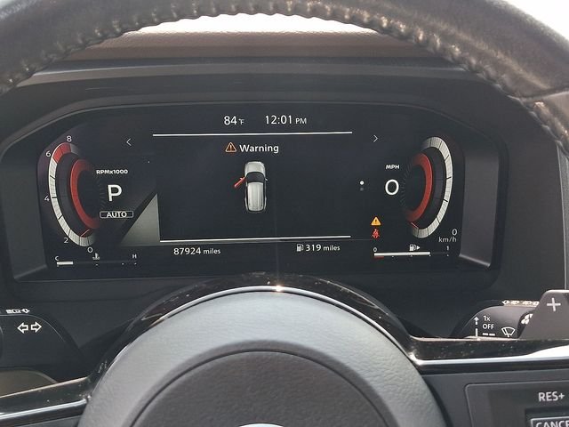 Used 2021 Silver Nissan Platinum image 18