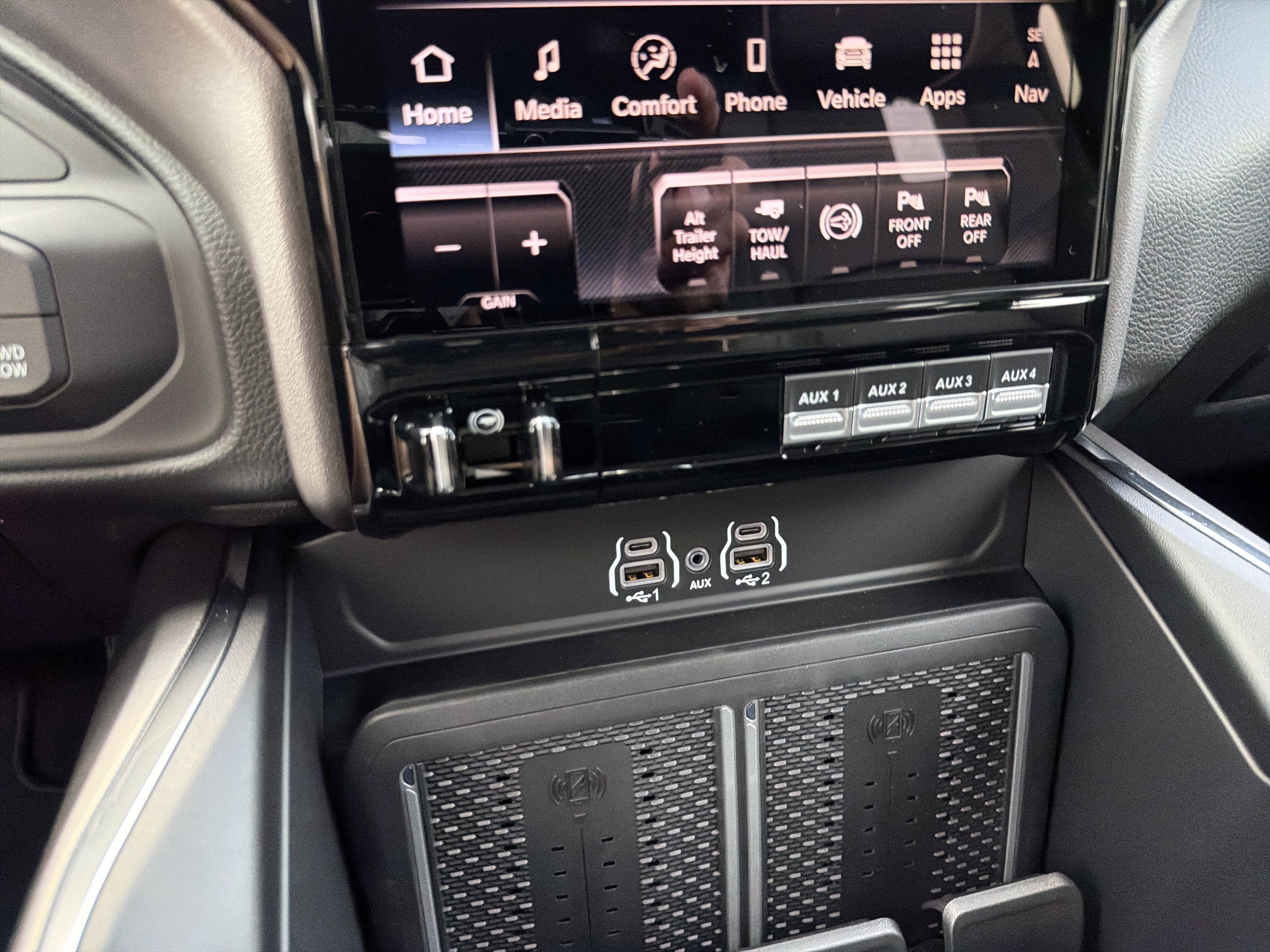 New 2026 Forged Blue Metallic Exterior Paint RAM Laramie image 34