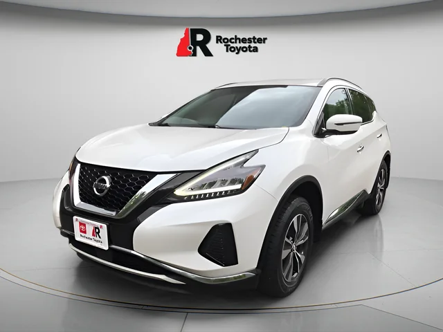 Used 2019 White Nissan SV image 3
