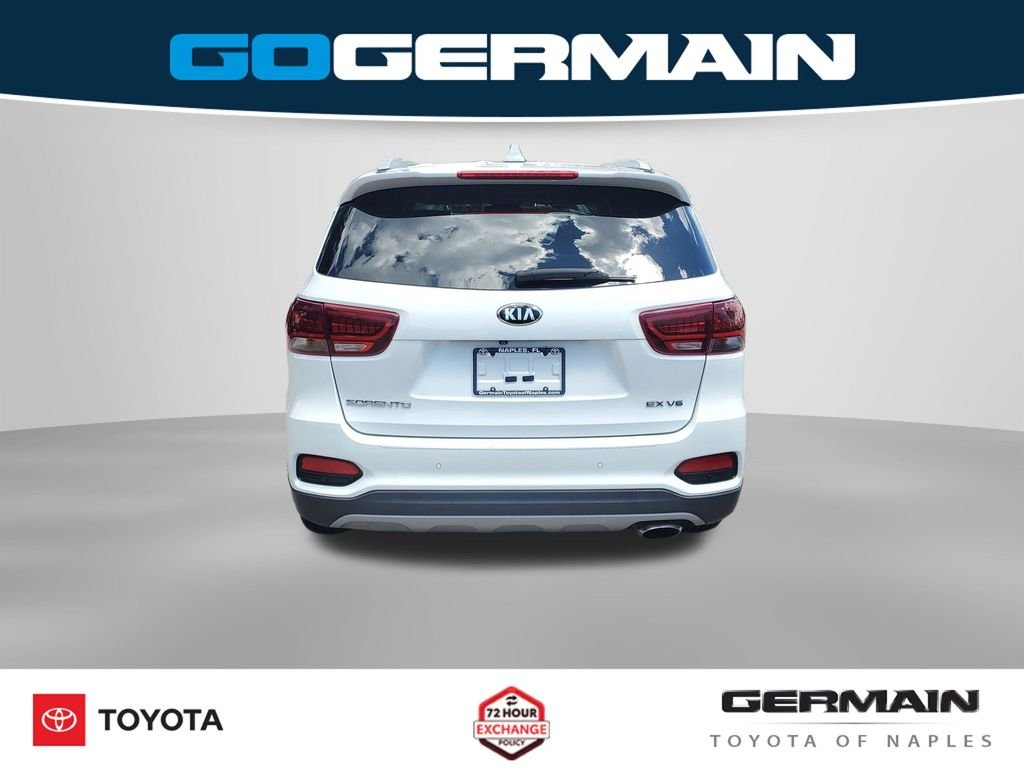 Used 2019 White Kia EX image 11