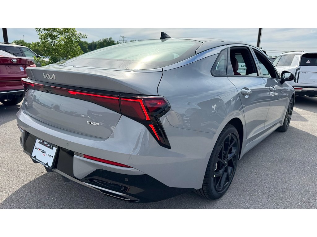 New 2026 Wolf Gray Kia GT-Line FWD image 4