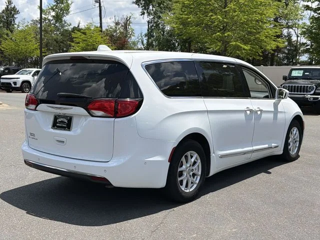Used 2020 White Chrysler Touring image 12