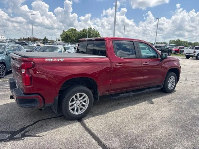 Used 2019 Red Chevrolet RST image 4