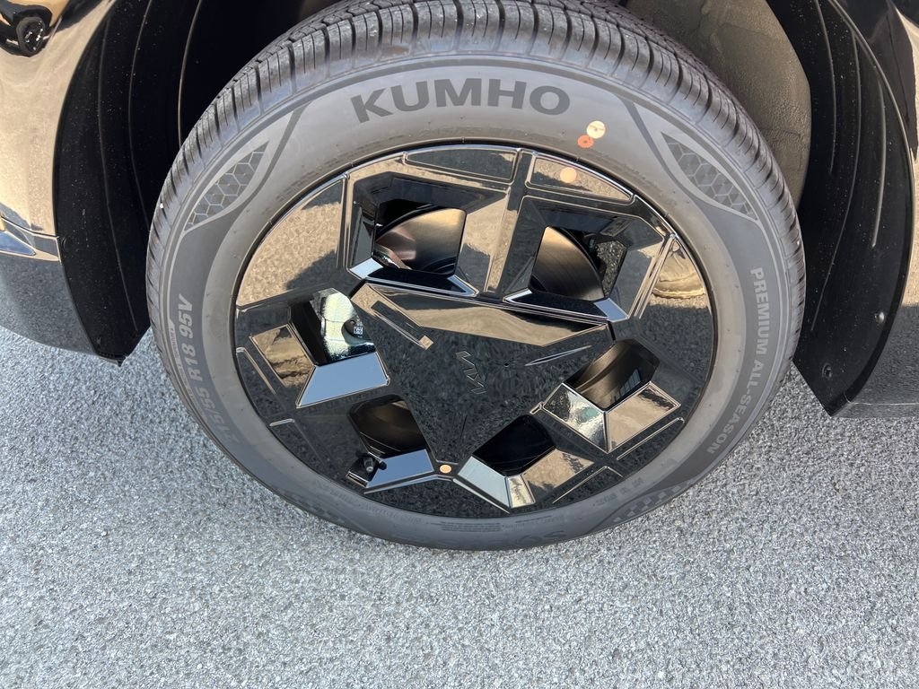 New 2027 Brown Kia X-Line S image 10