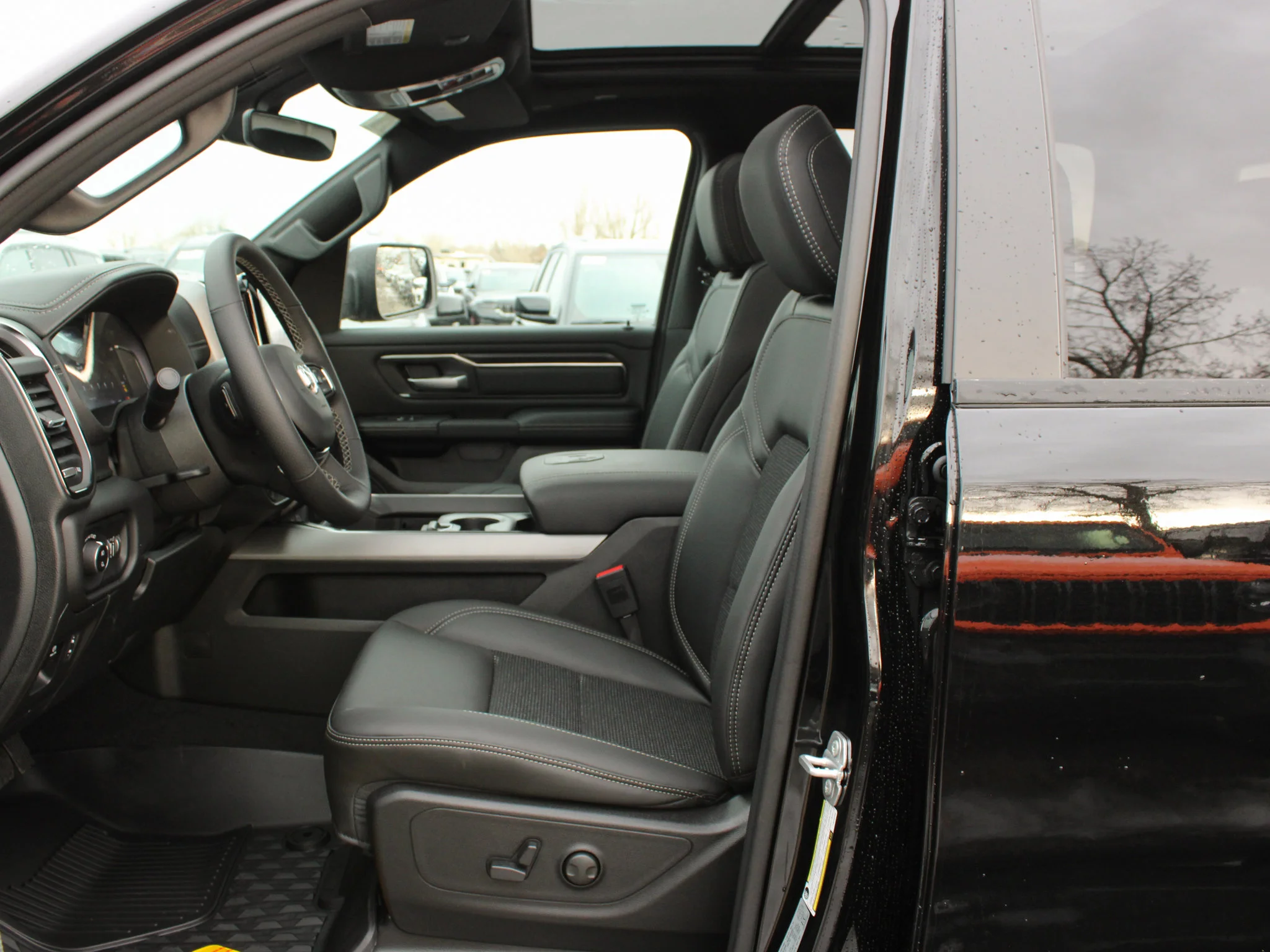 New 2026 Black RAM Sport* image 10