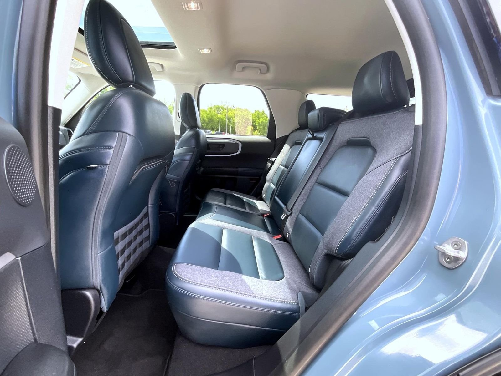 Used 2023 Blue Ford Outer Banks image 22