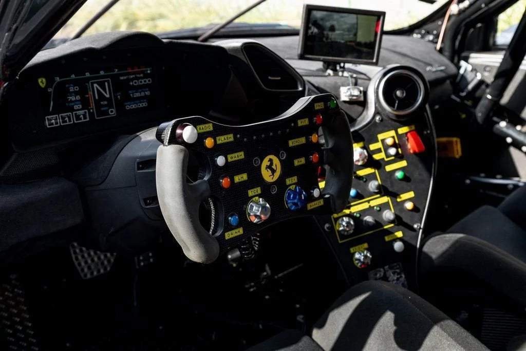 Used 2020 Nero Ferrari Challenge EVO image 22