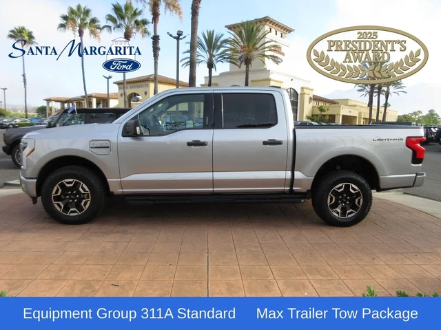 2023 Ford F-150 Lightning XLT