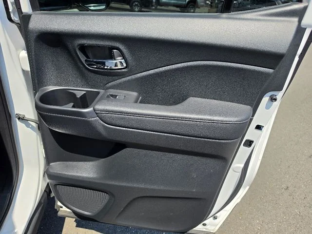 Used 2023 White Honda RTL image 16