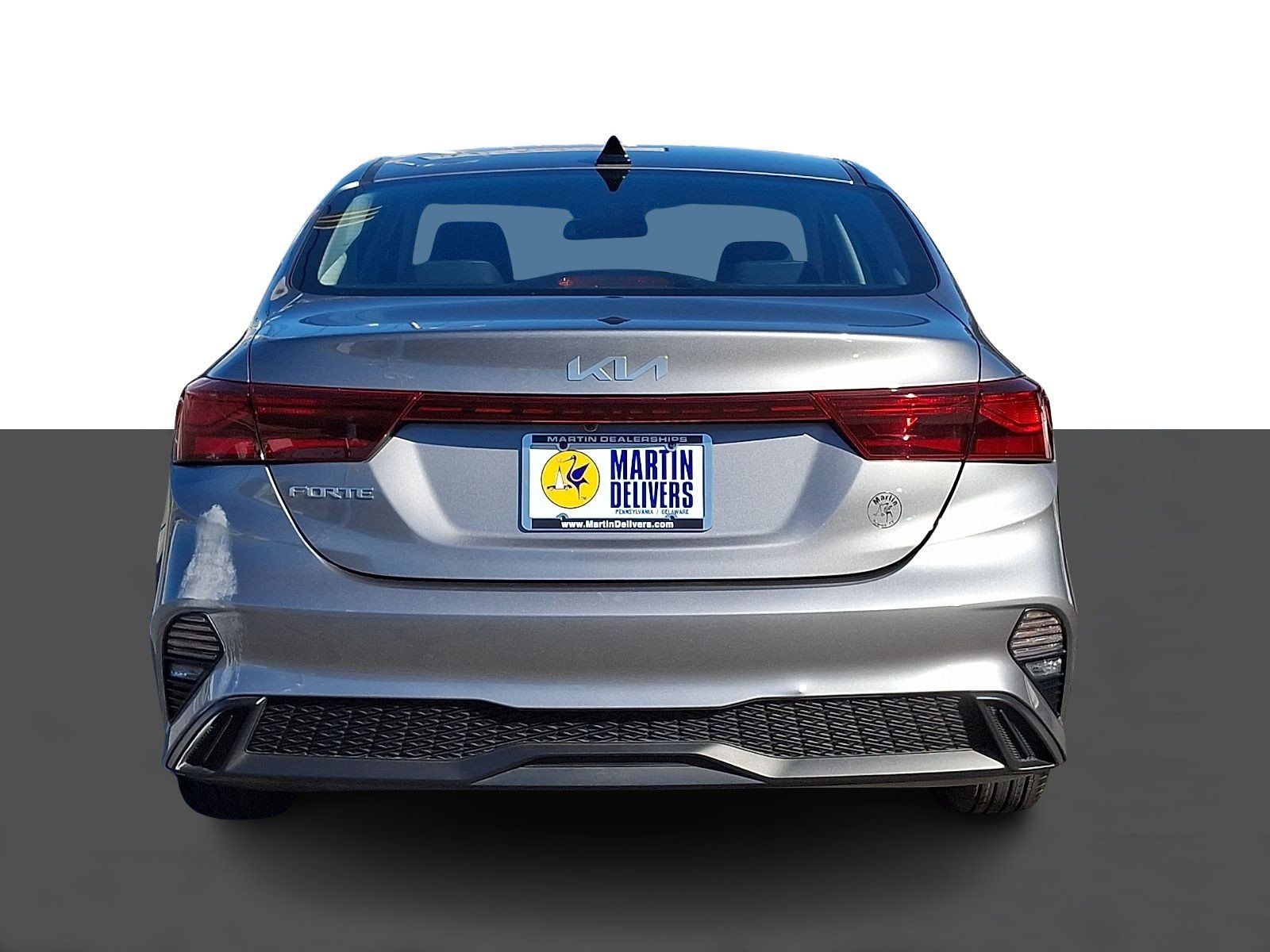 Used 2024 Steel Gray Kia LXS image 5
