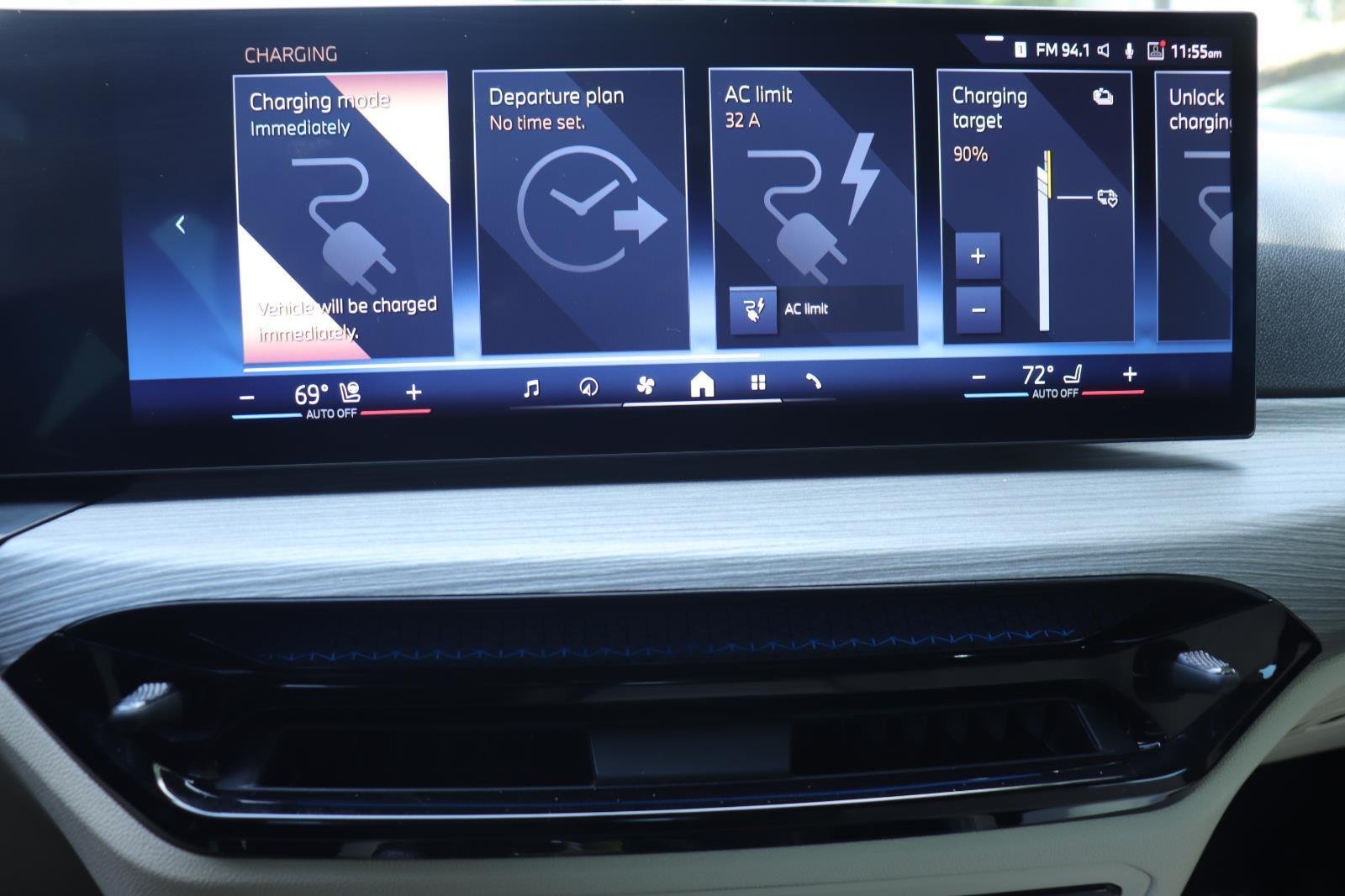 Used 2025 Black Sapphire Metallic BMW eDrive40 image 39