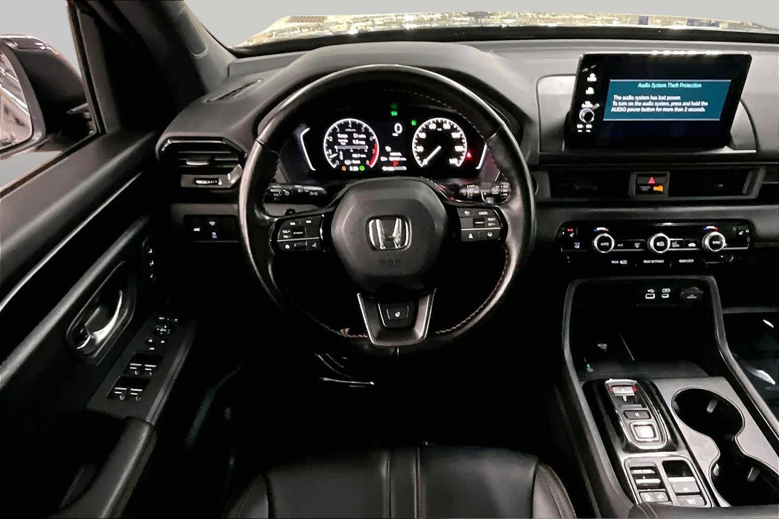 Used 2025 Crystal Black Pearl Honda TrailSport image 5