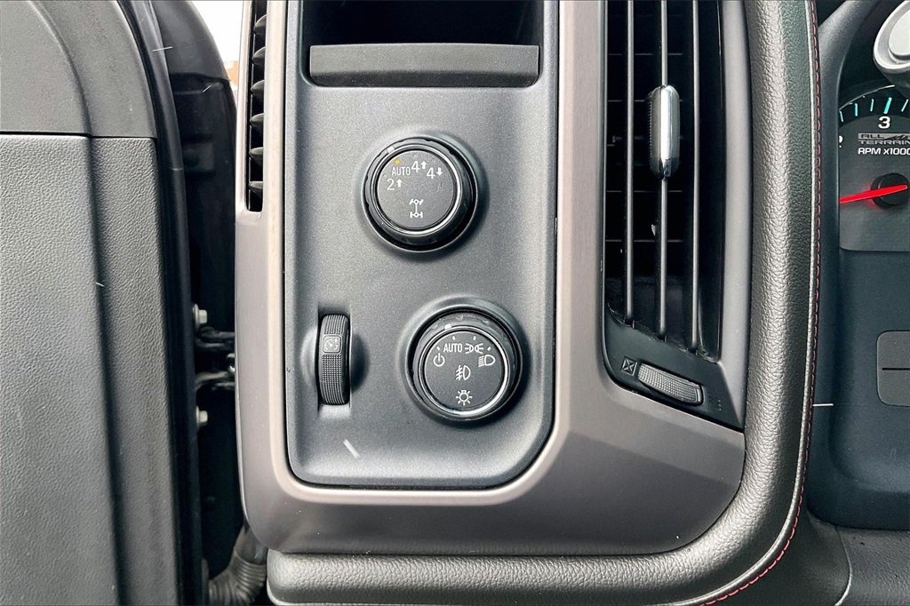 2017 GMC SIERRA - Image 33