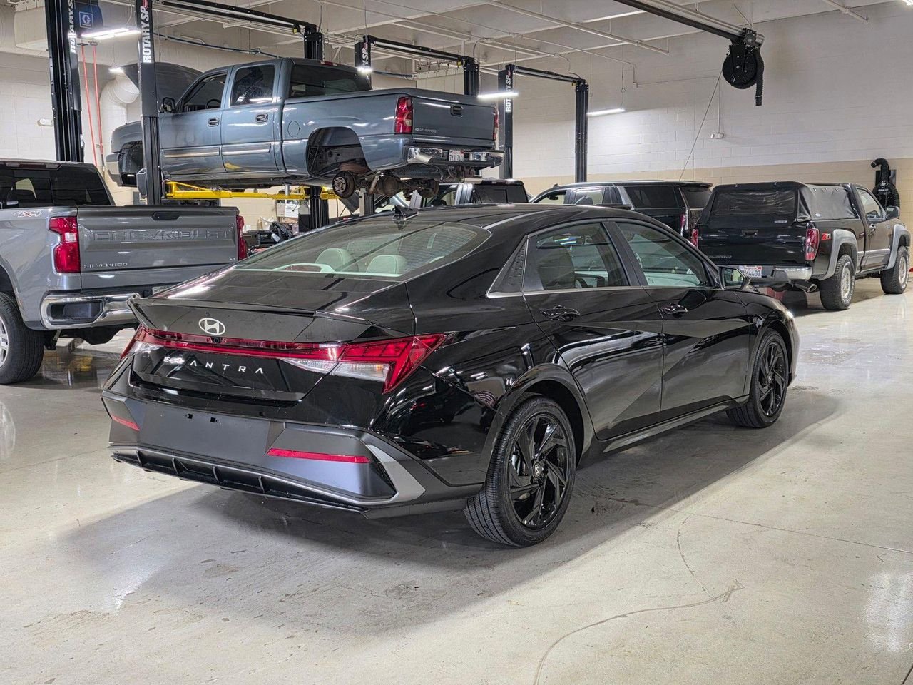 New 2026 Abyss Black Hyundai SEL Sport image 7