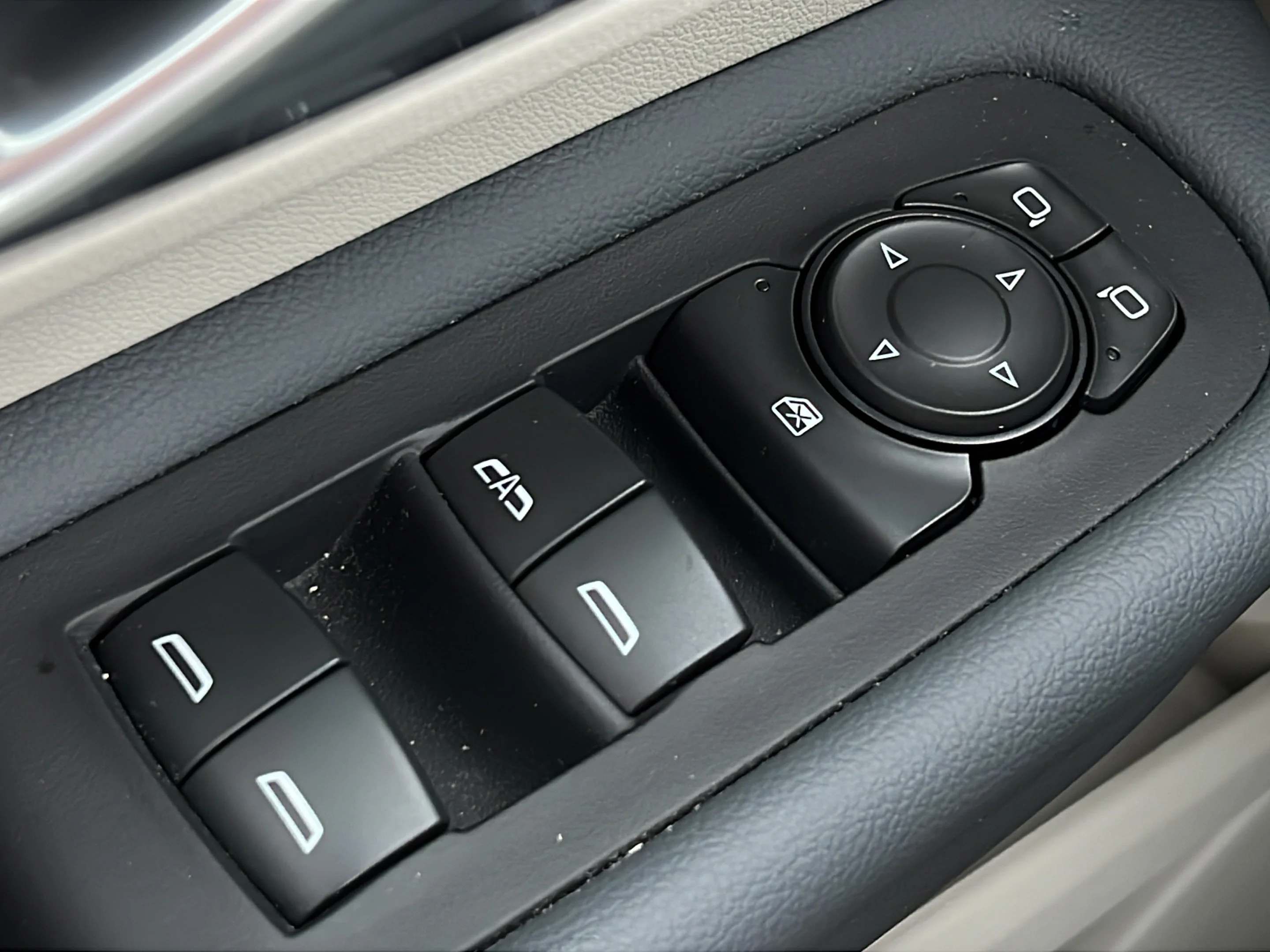 Used 2024 Downpour Metallic GMC Denali image 18