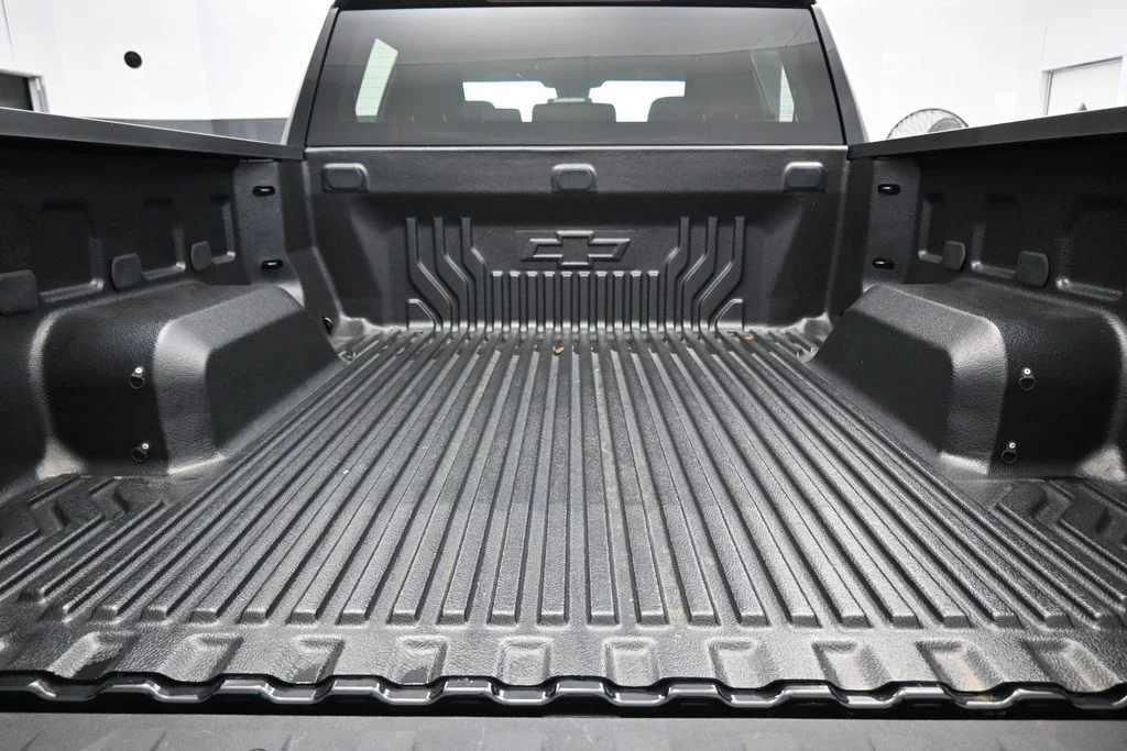 Used 2026 Black Chevrolet LTZ image 43