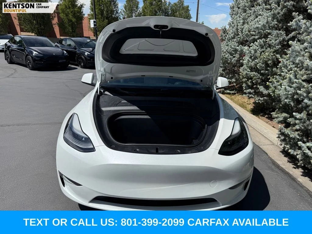 Used 2023 White Tesla Performance image 35