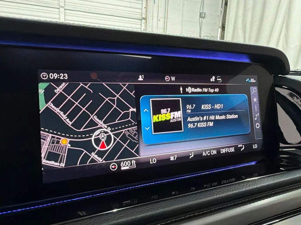 Used 2020 Black Mercedes-Benz G 550 image 19