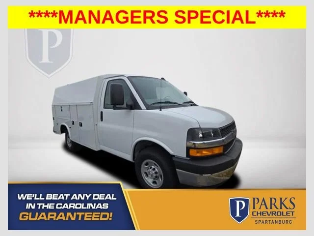 New 2025 Summit White Chevrolet 1WT image 1