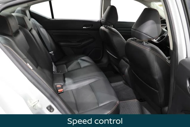 2020 Nissan Altima SR - Photo 13