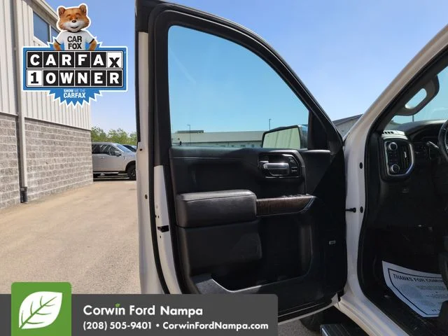 Used 2019 White GMC Denali image 10