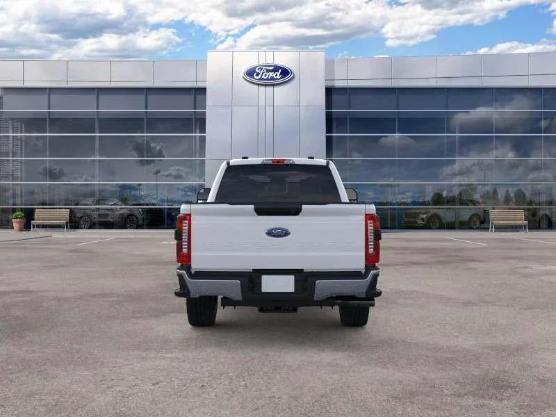 New 2026 Oxford White Ford XLT image 38