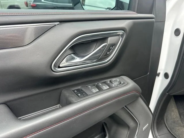 Used 2023 White Chevrolet RST image 33