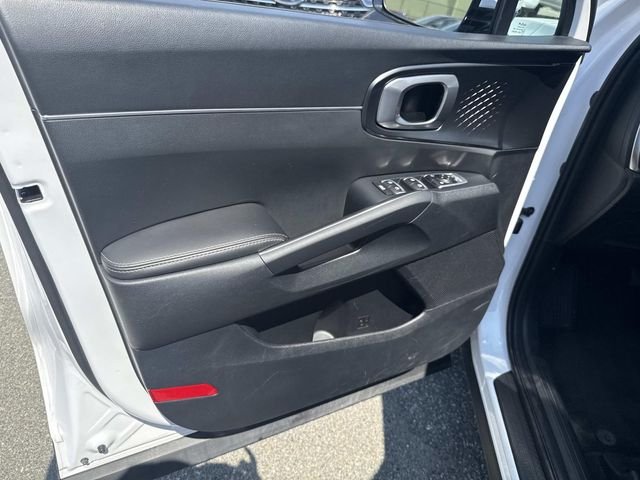 Used 2024 White Pearl Kia S image 18