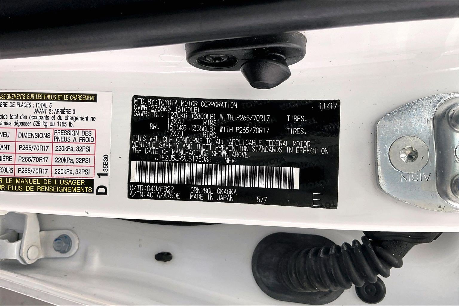 Used 2018 Super White Toyota SR5 image 35