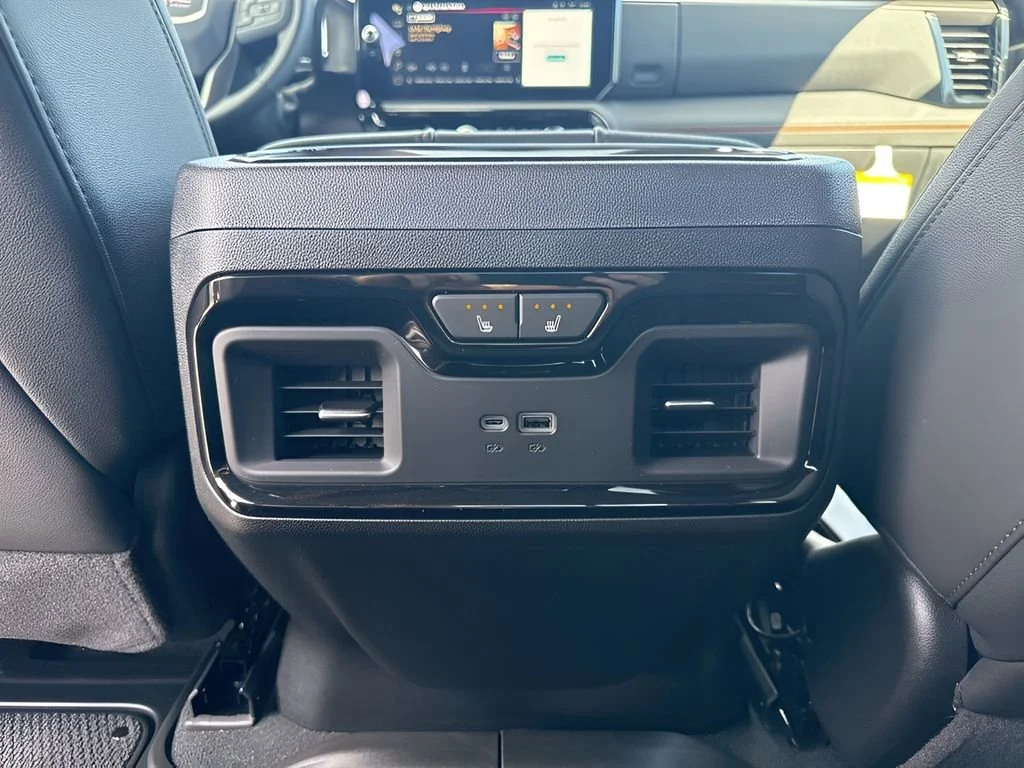 Used 2026 Onyx Black GMC AT4 image 14