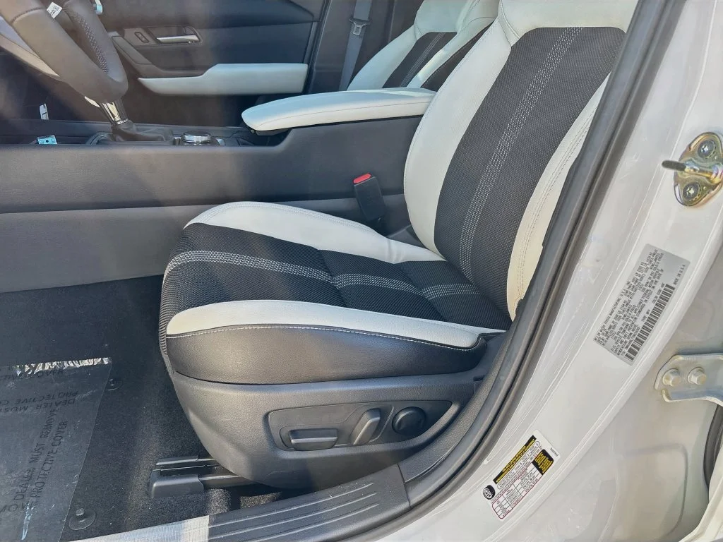 New 2026 Wind Chill Pearl Mazda 2.5 S Preferred AWD image 19