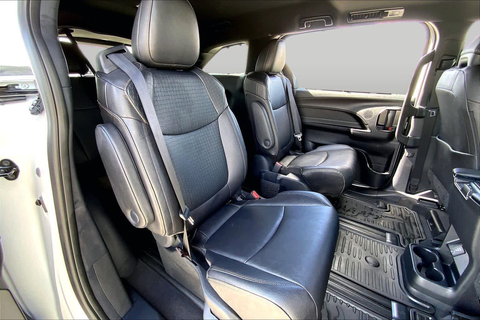 Used 2026 Ice Cap Toyota Woodland Edition image 19