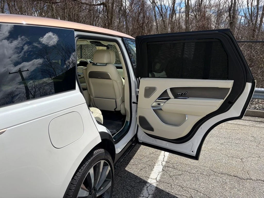 New 2026 White Land Rover SV image 16