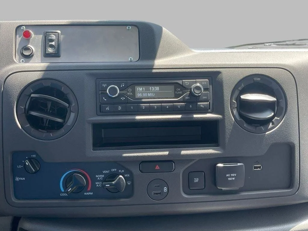 2026 Ford E-Series Cutaway Base - Photo 35