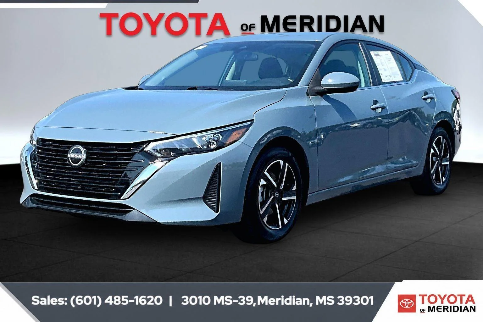 Used 2025 Atlantic Gray Metallic Nissan SV image 10