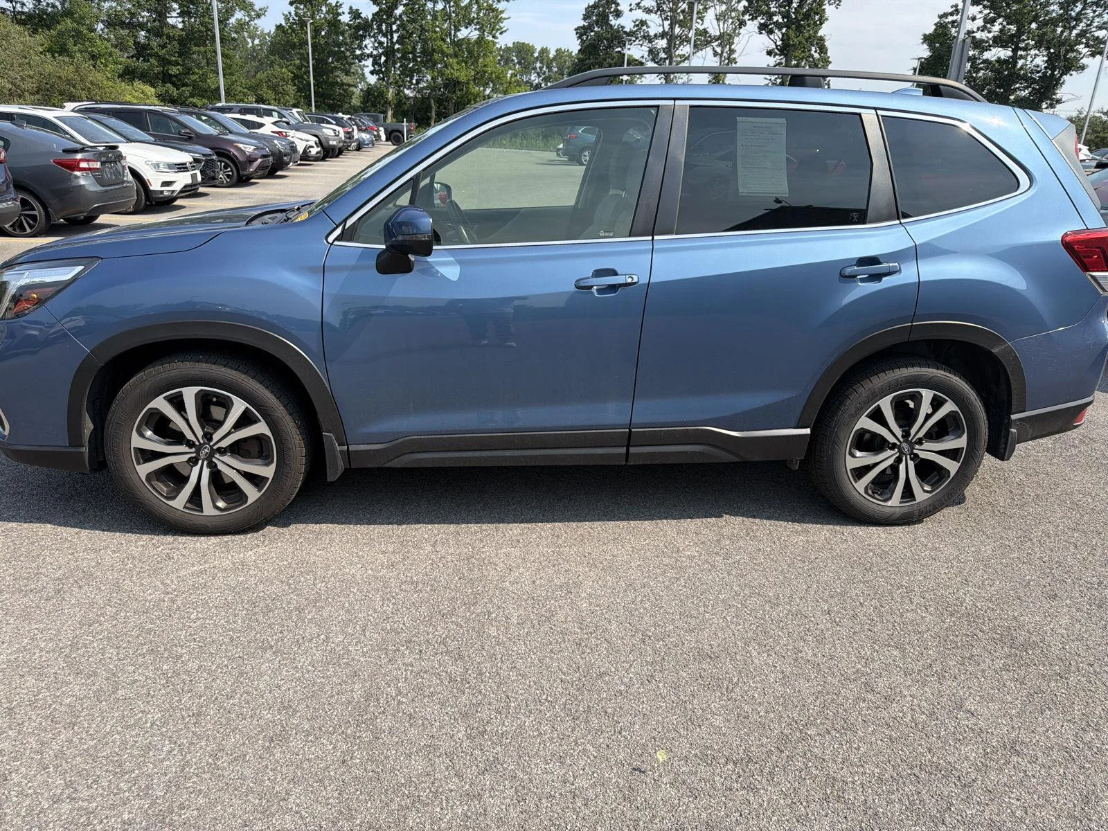 Used 2020 Horizon Blue Pearl Subaru Limited image 4