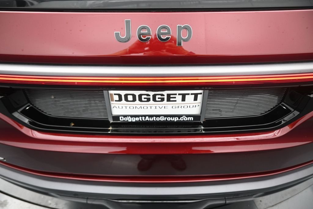 New 2026 Velvet Red Pearlcoat (DISC) Jeep Limited Reserve image 10