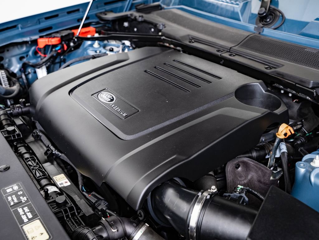 Used 2023 Tasman Blue Metallic Land Rover S image 45