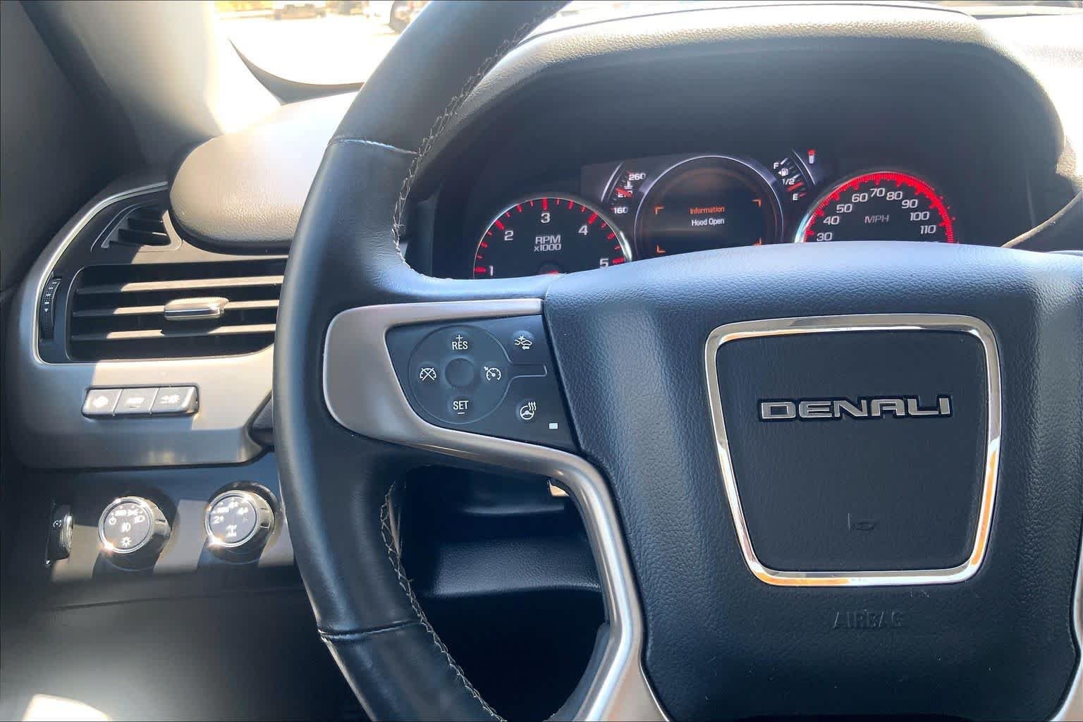 Used 2016 Onyx Black GMC Denali image 24