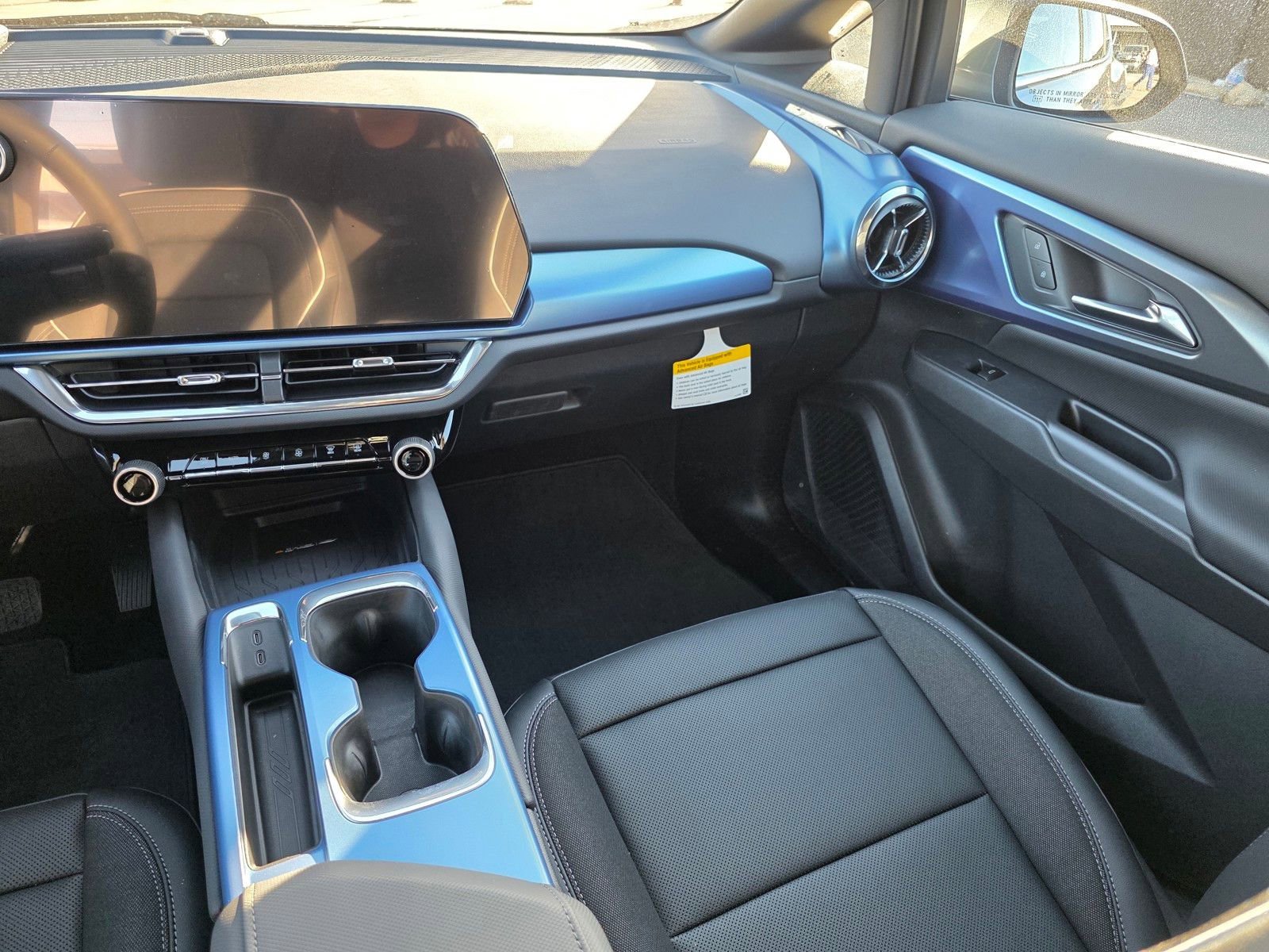 2026 Chevrolet Equinox EV 2LT - Photo 17