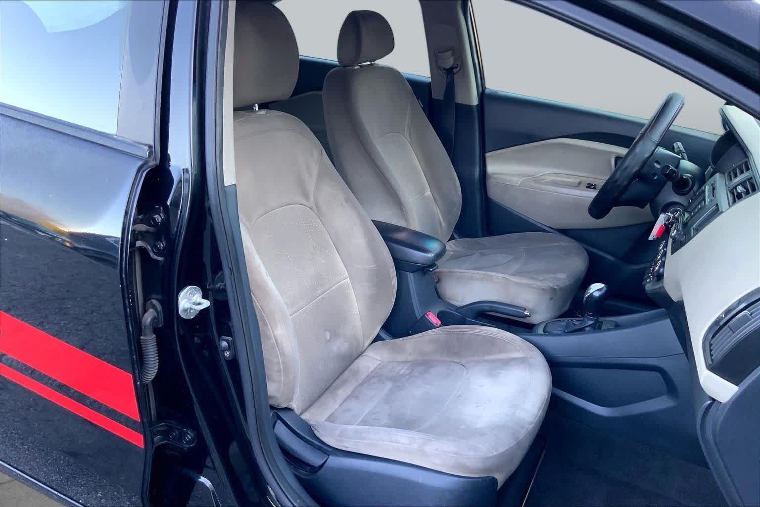 Used 2012 Aurora Black Pearl Kia EX image 7