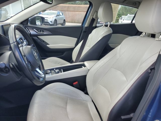 Used 2017 Eternal Blue Mi Mazda Grand Touring image 5
