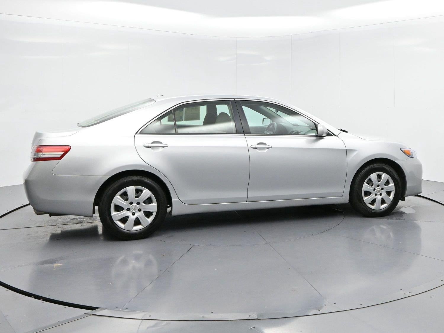 Used 2010 Classic Silver Metallic Toyota LE image 8