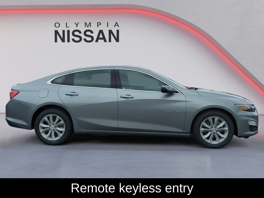 Used 2024 Gray Chevrolet LT image 7