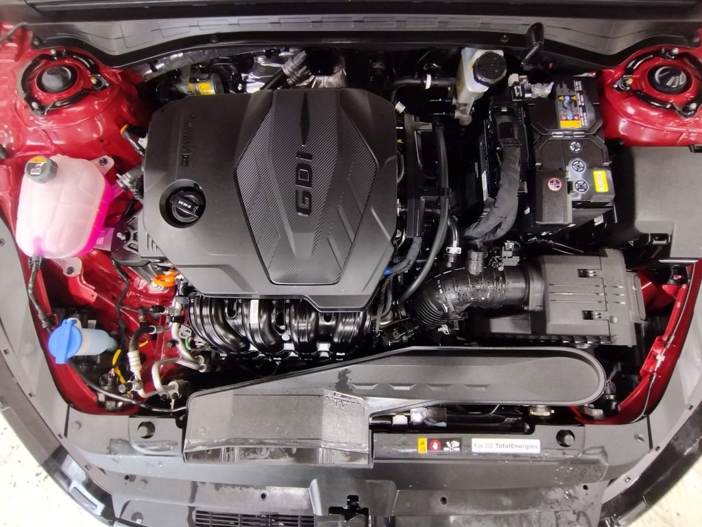Used 2025 Red Kia GT-Line image 7