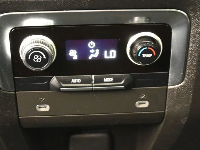 Used 2023 Black GMC SLT image 19