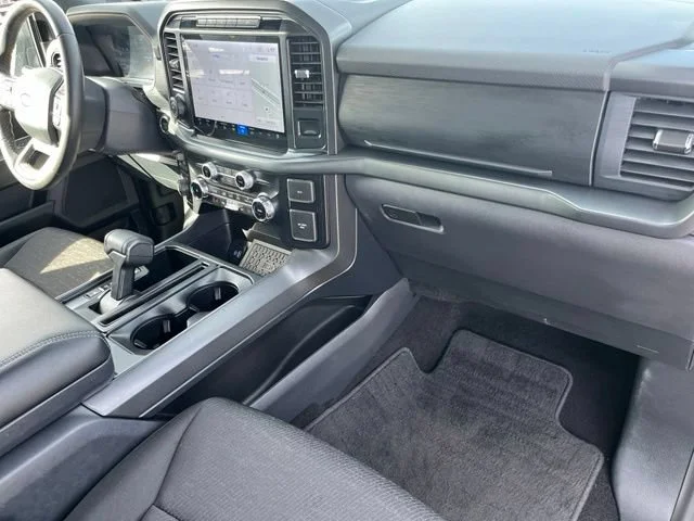 Used 2024 Gray Ford XLT image 25