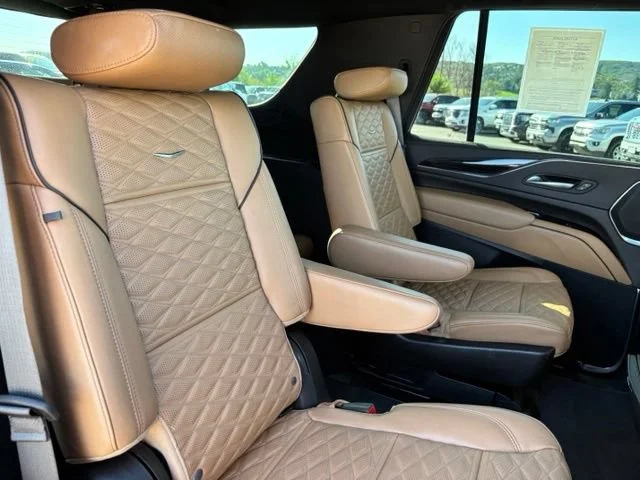 Used 2023 Black Raven Cadillac Sport image 22