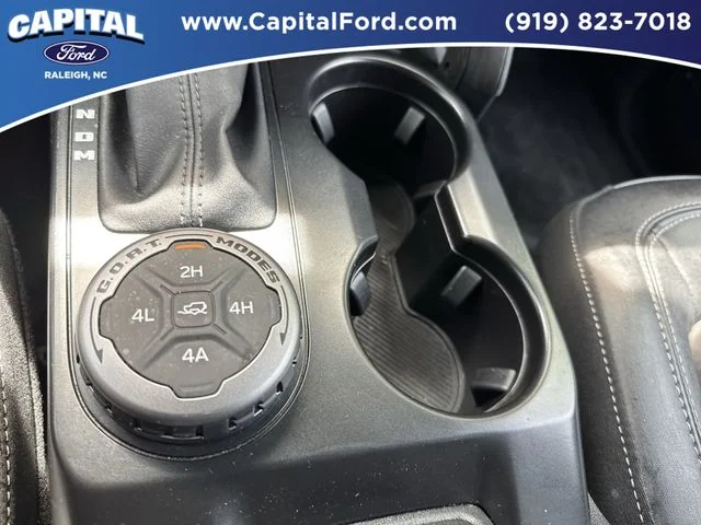 Used 2025 Gray Ford Badlands image 30