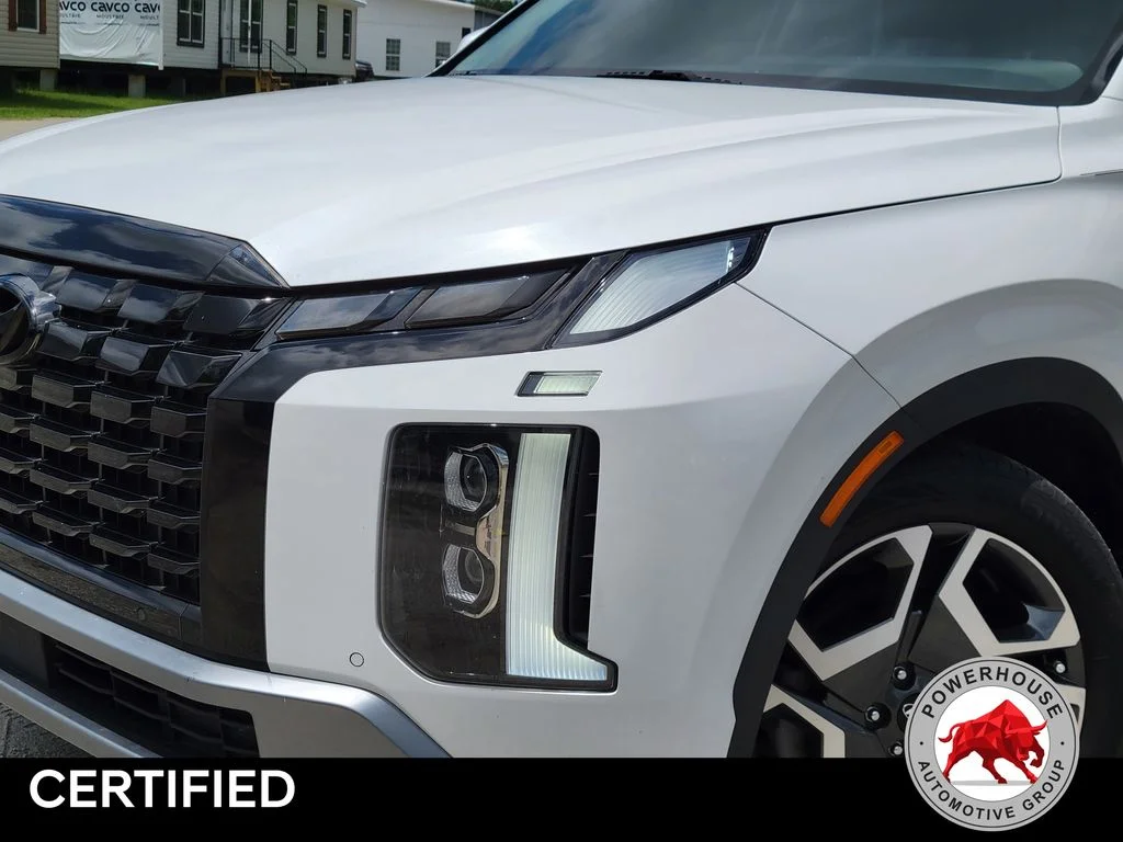 Used 2023 White Hyundai SEL image 10